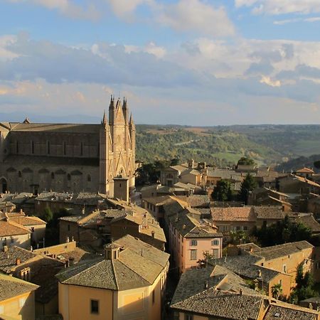 Porta Vivaria Orvieto- Private Parking Zewnętrze zdjęcie